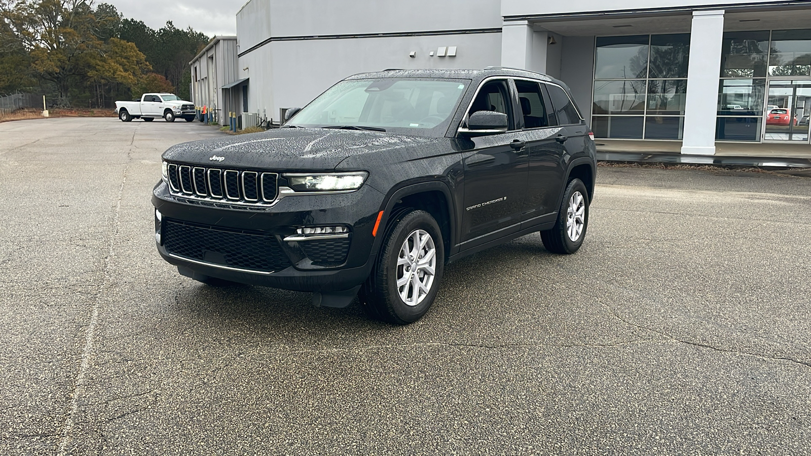 2022 Jeep Grand Cherokee Limited 1