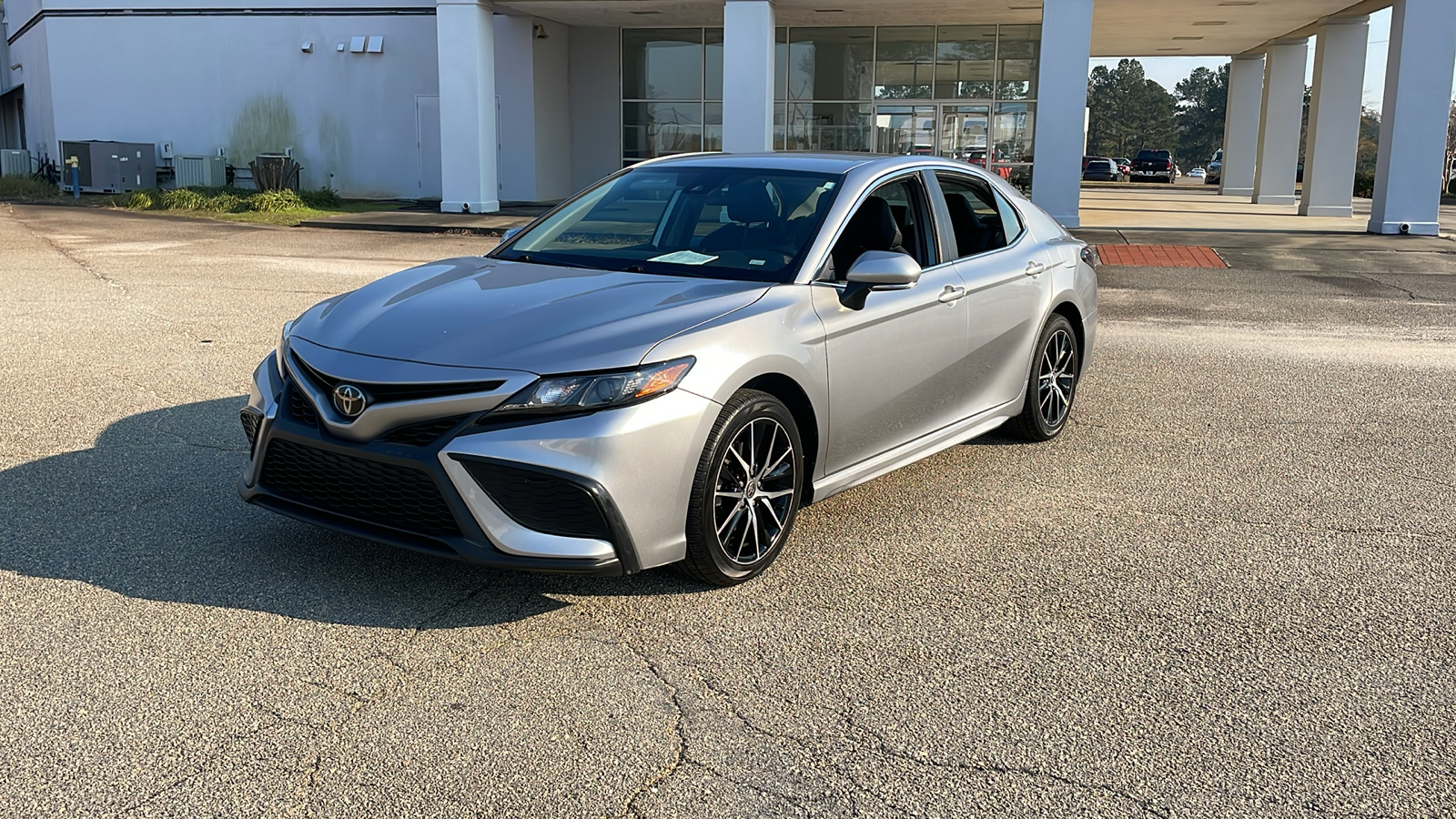 2022 Toyota Camry SE 1