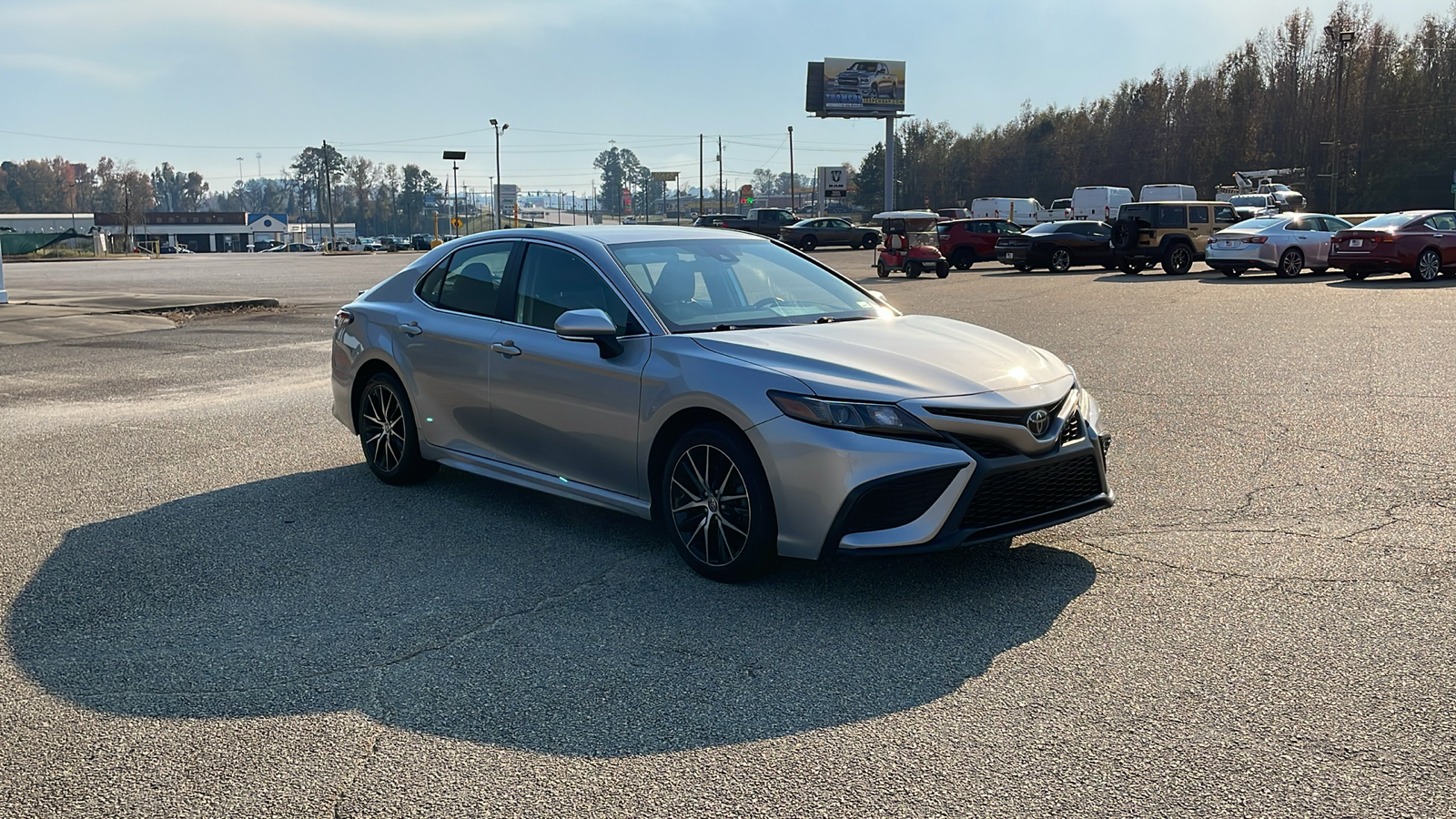 2022 Toyota Camry SE 8