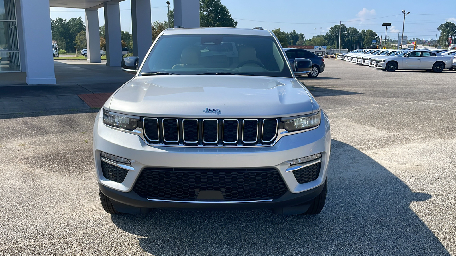2022 Jeep Grand Cherokee Limited 4xe 9