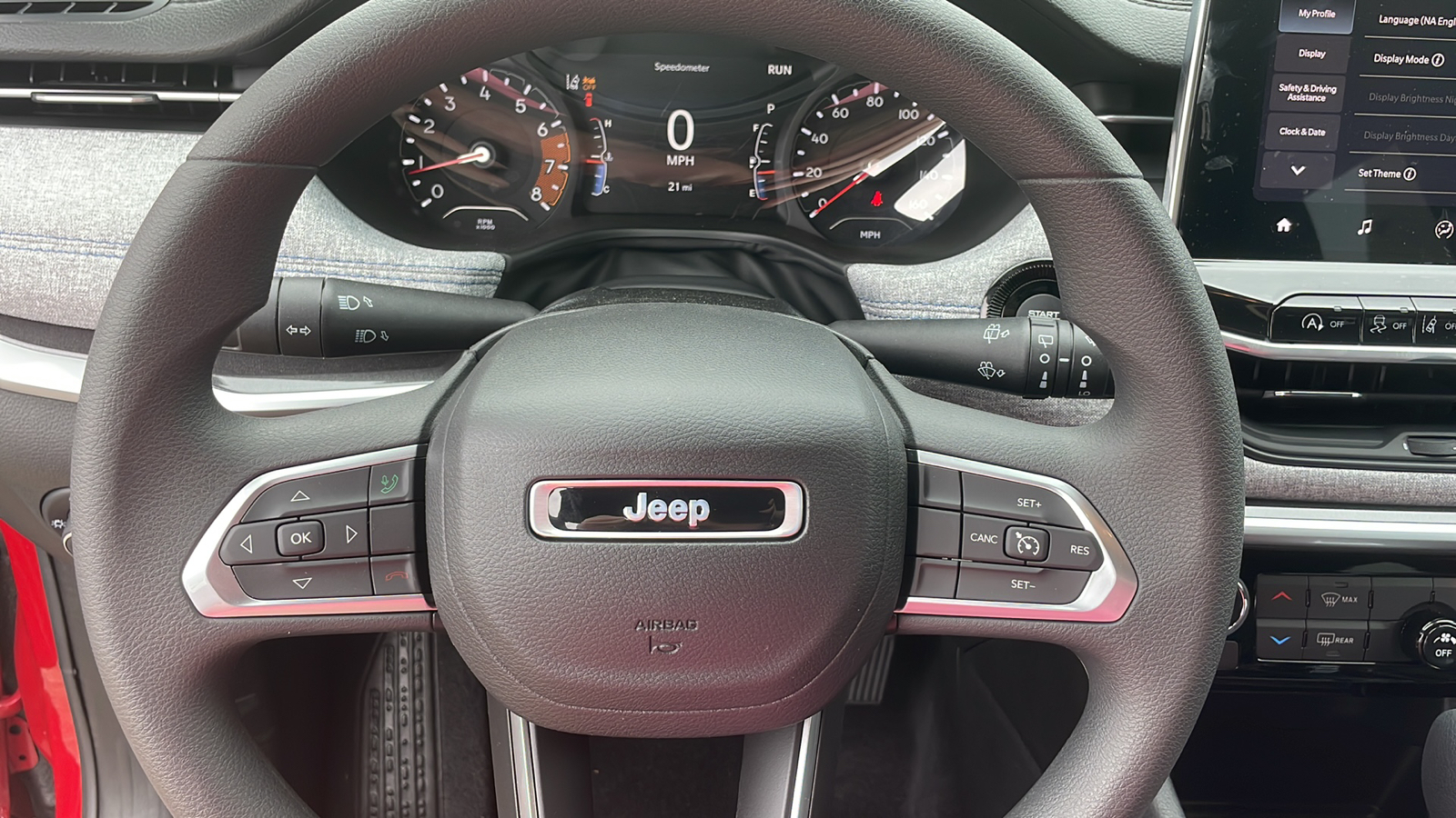 2023 Jeep Compass Sport 18