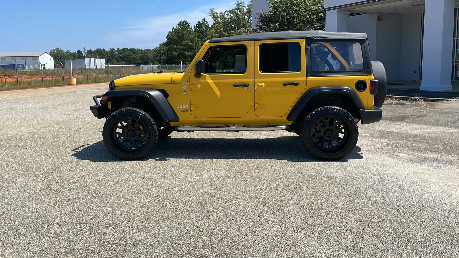 2019 Jeep Wrangler Unlimited Sport 2