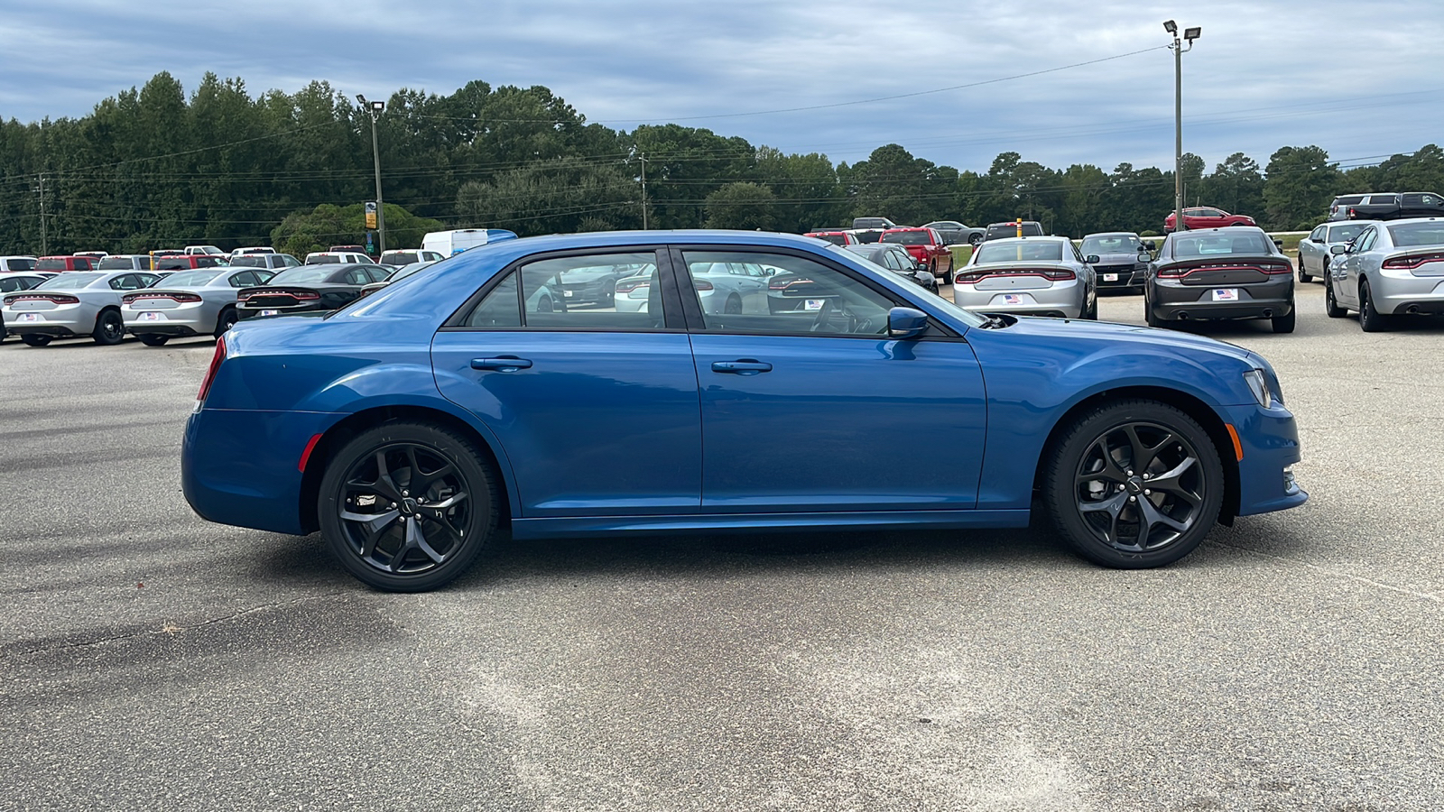 2023 Chrysler 300 Touring 6