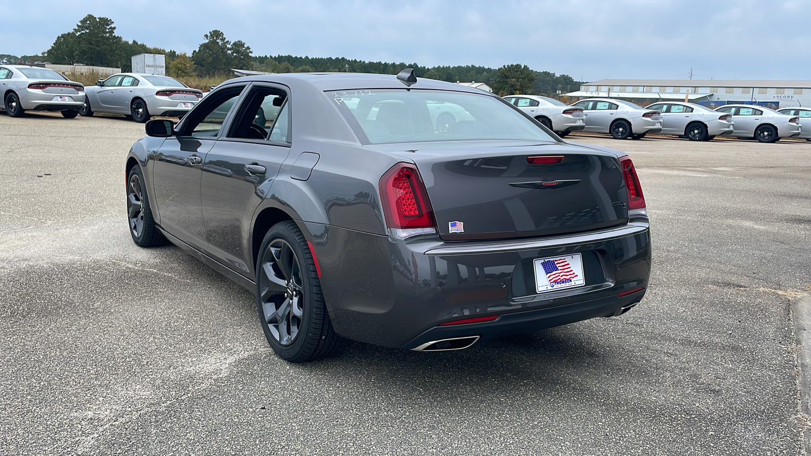 2023 Chrysler 300 S 3