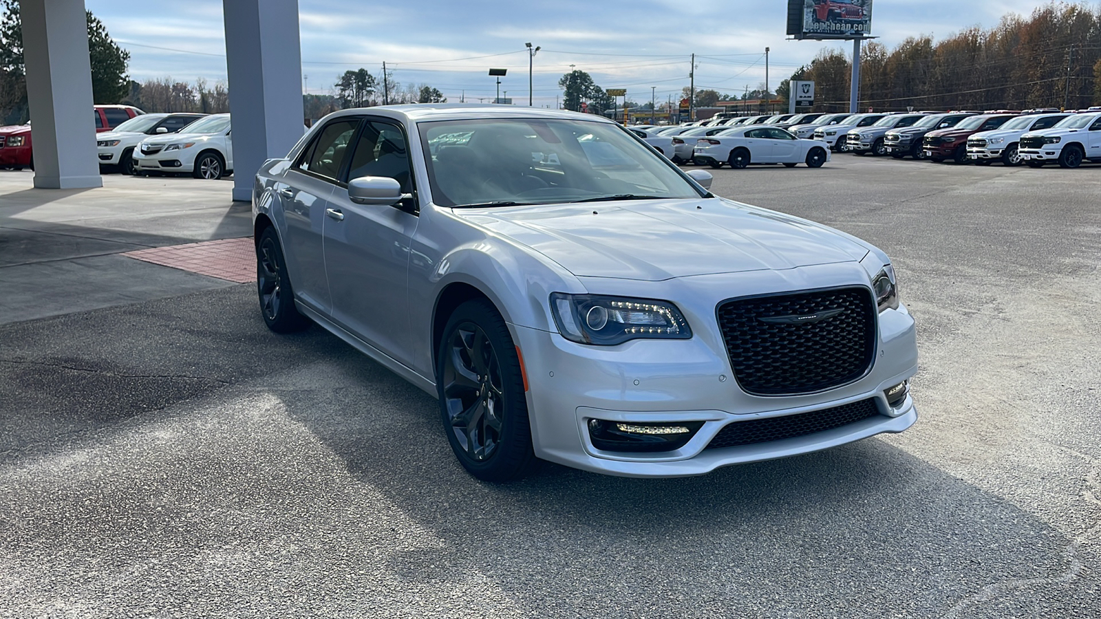 2023 Chrysler 300 Touring 7