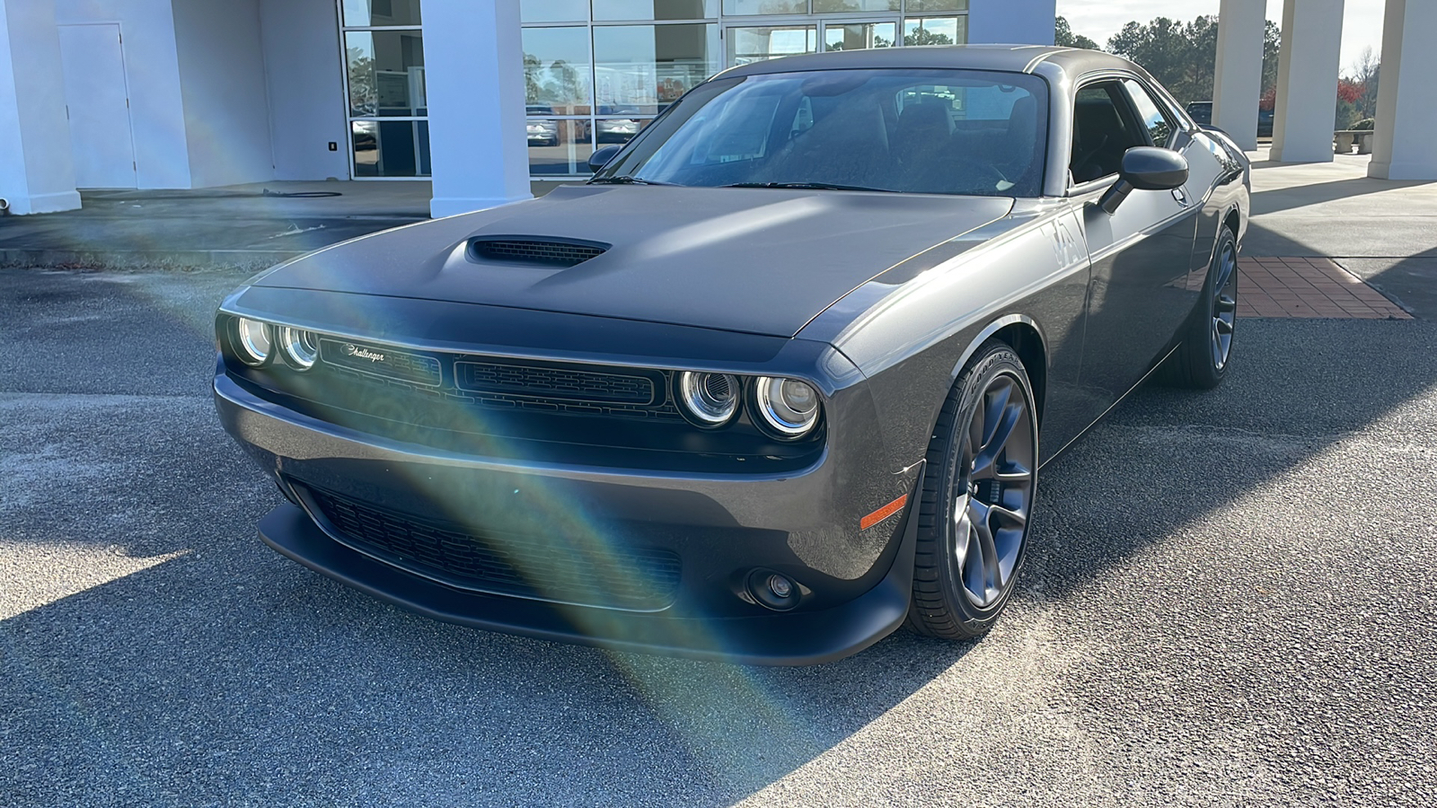 2023 Dodge Challenger R/T 1