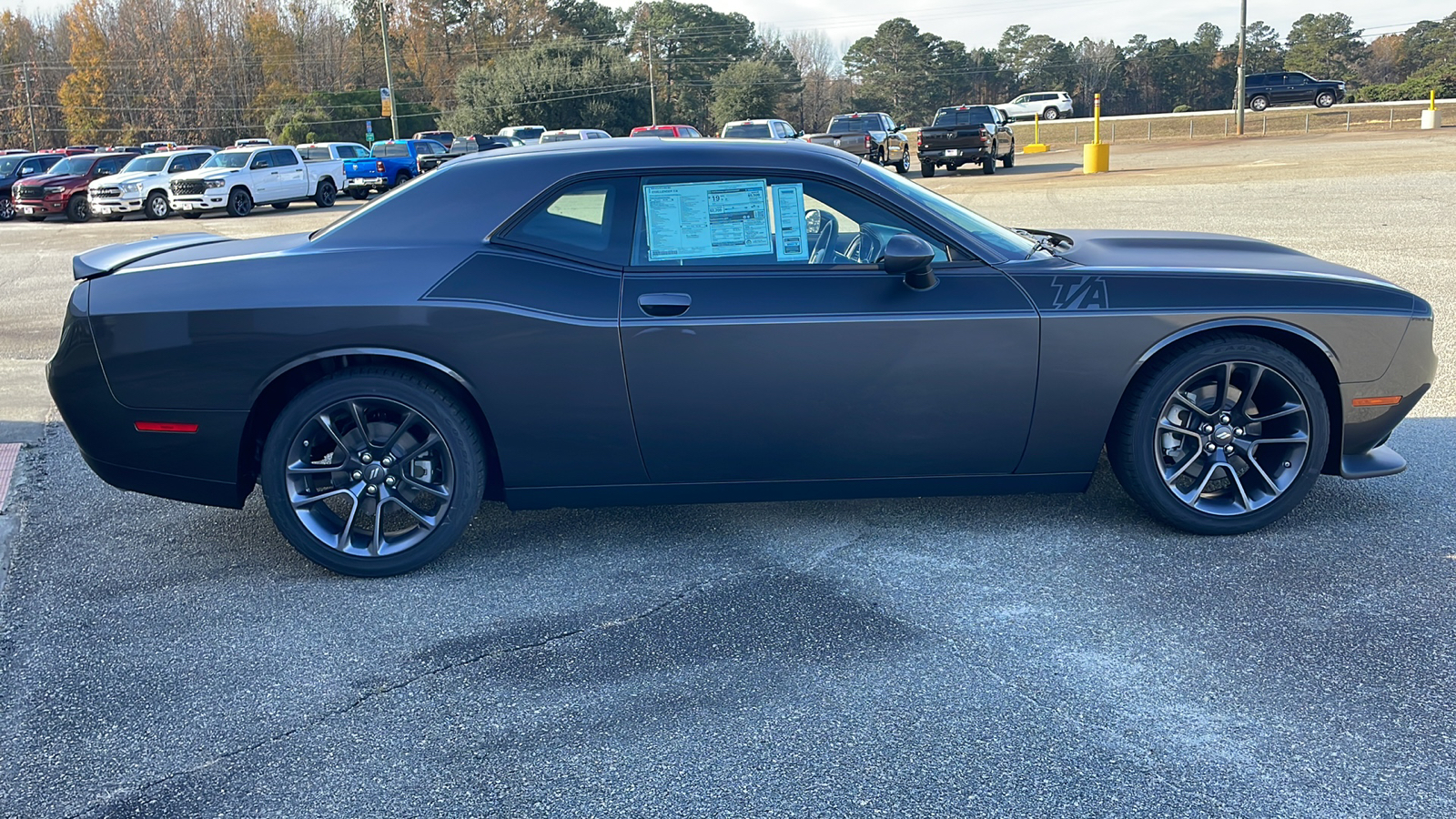 2023 Dodge Challenger R/T 6