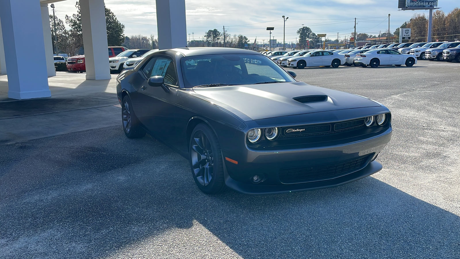 2023 Dodge Challenger R/T 7