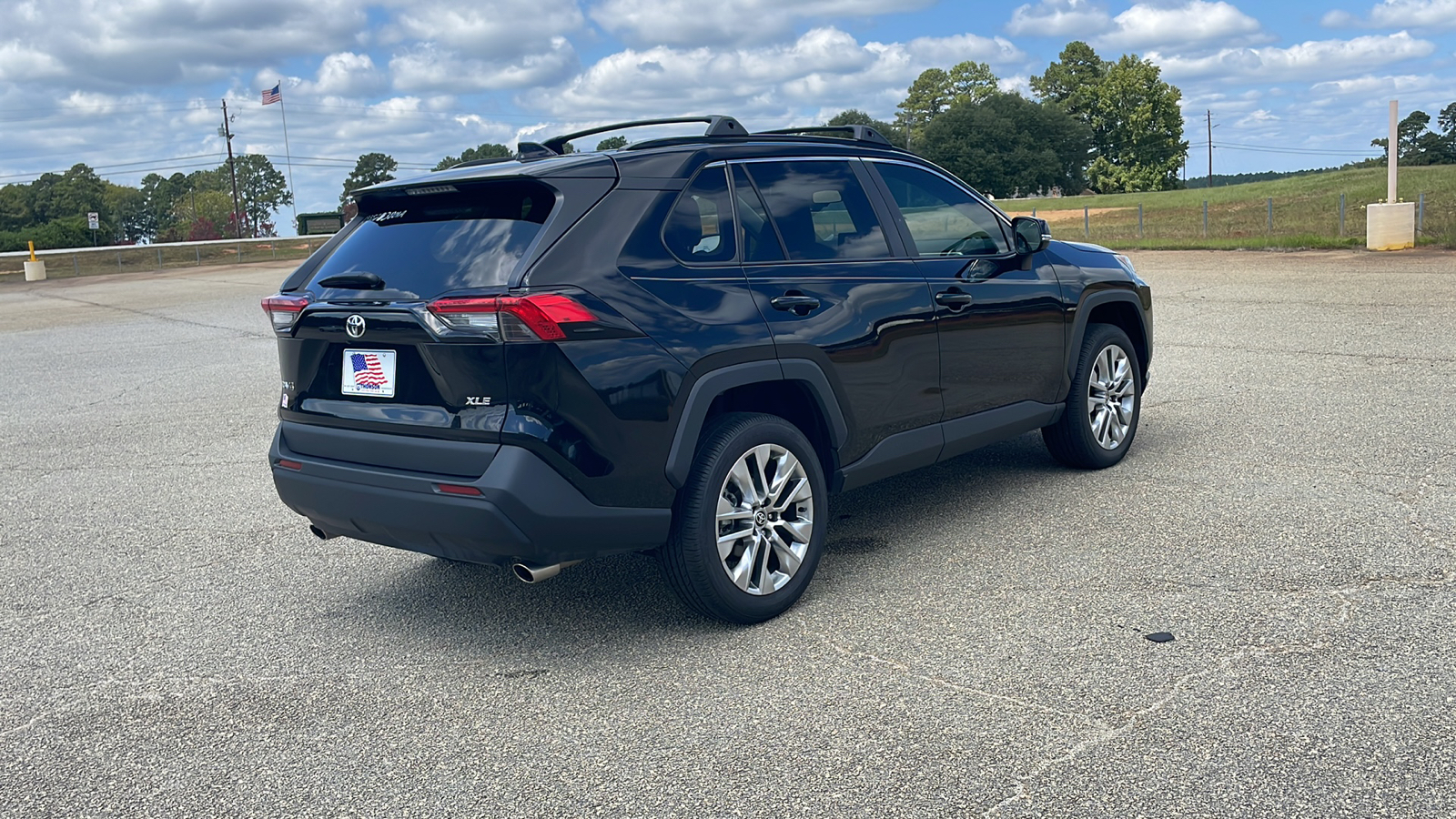 2023 Toyota RAV4 XLE Premium 6