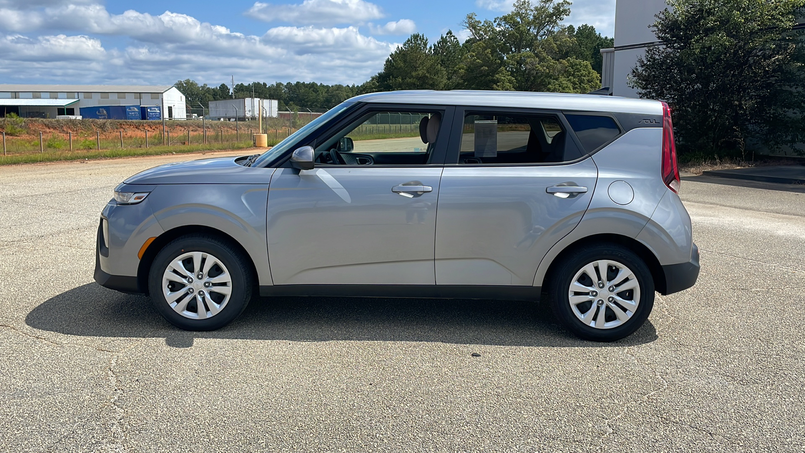 2022 Kia Soul LX 2