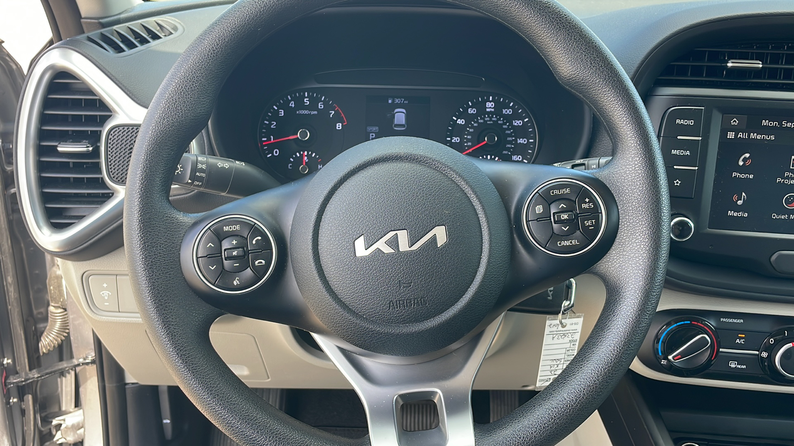 2022 Kia Soul LX 21