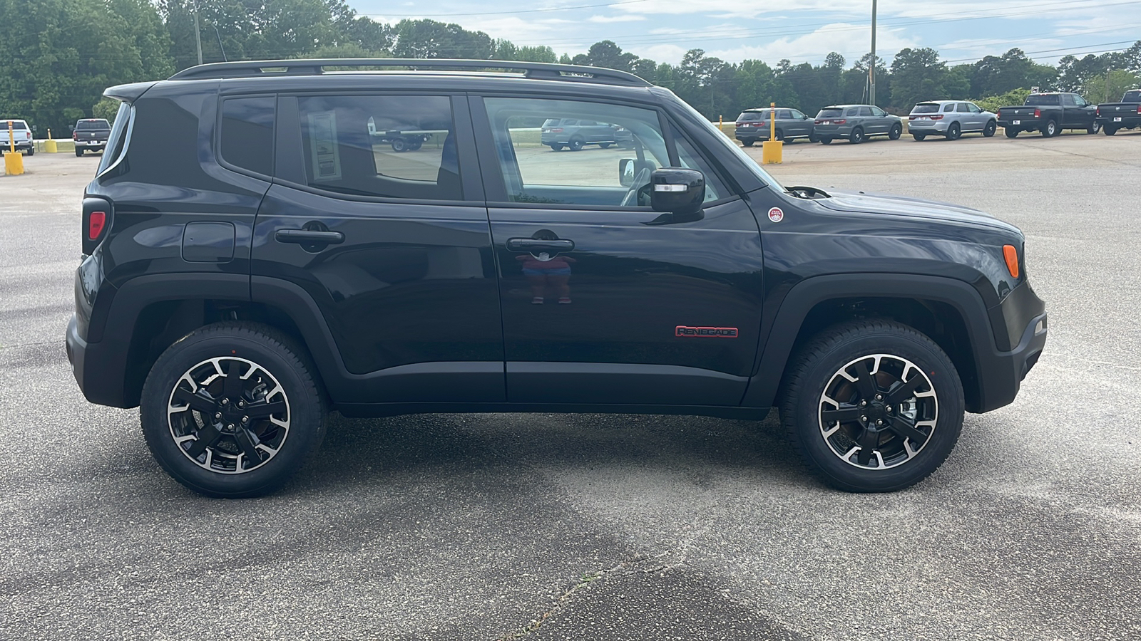 2023 Jeep Renegade Trailhawk 7