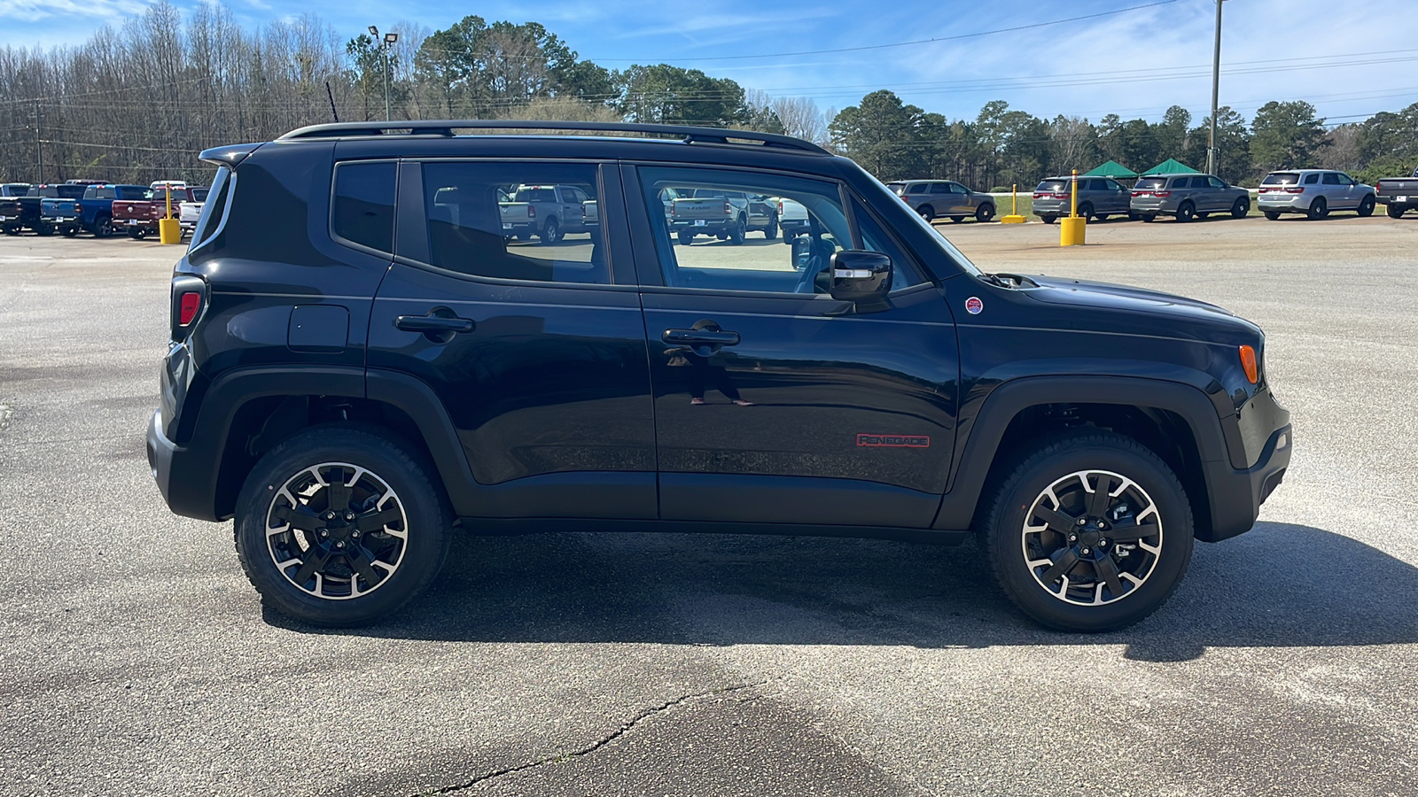 2023 Jeep Renegade Trailhawk 7