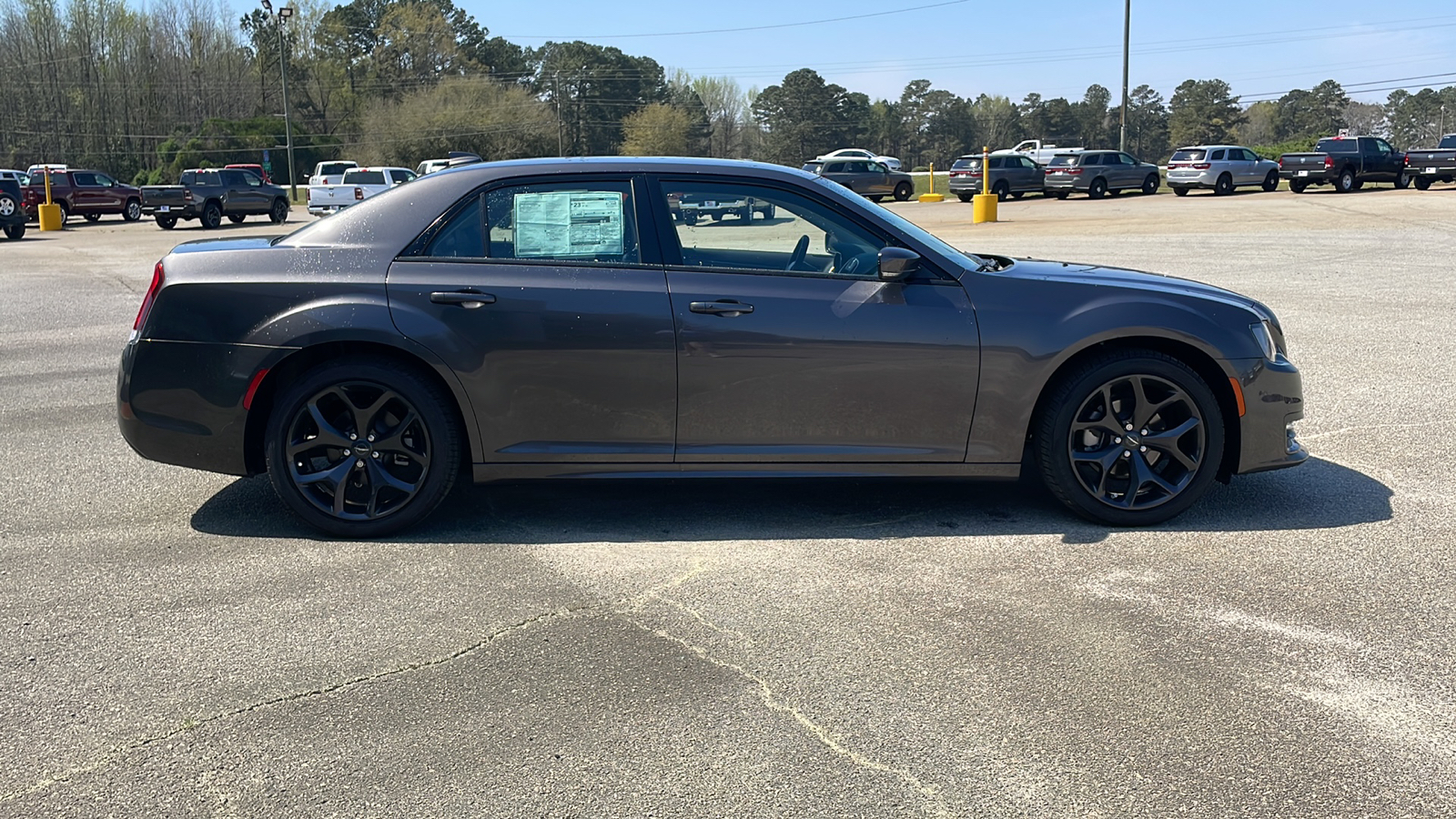 2023 Chrysler 300 Touring 6