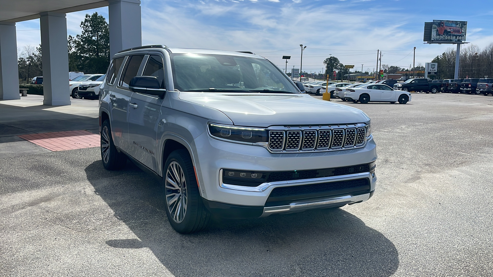 2024 Jeep Grand Wagoneer Series III 8