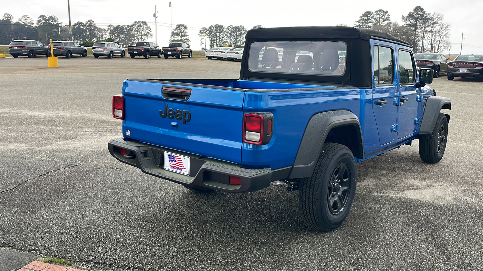 2024 Jeep Gladiator Sport 5