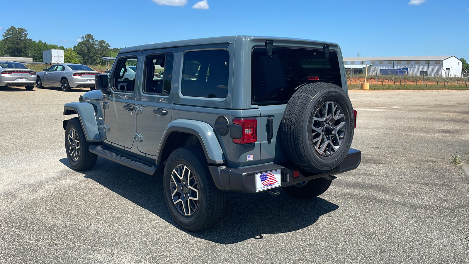 2024 Jeep Wrangler Sahara 3