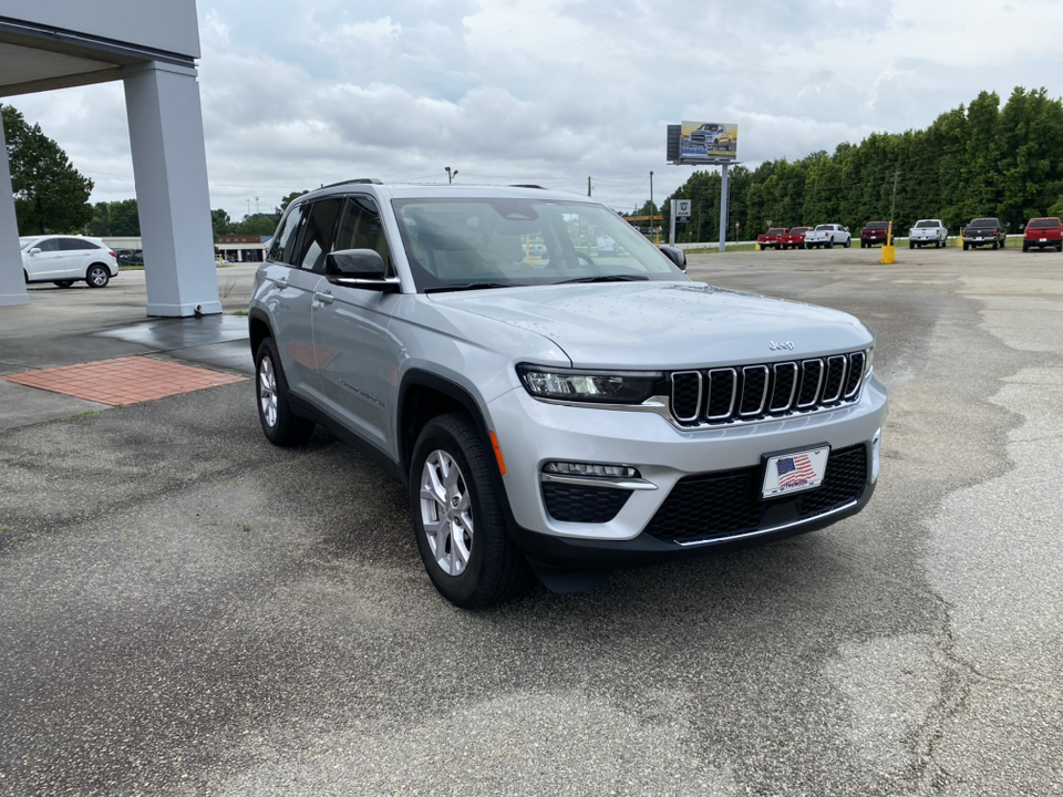 2022 Jeep Grand Cherokee Limited 8