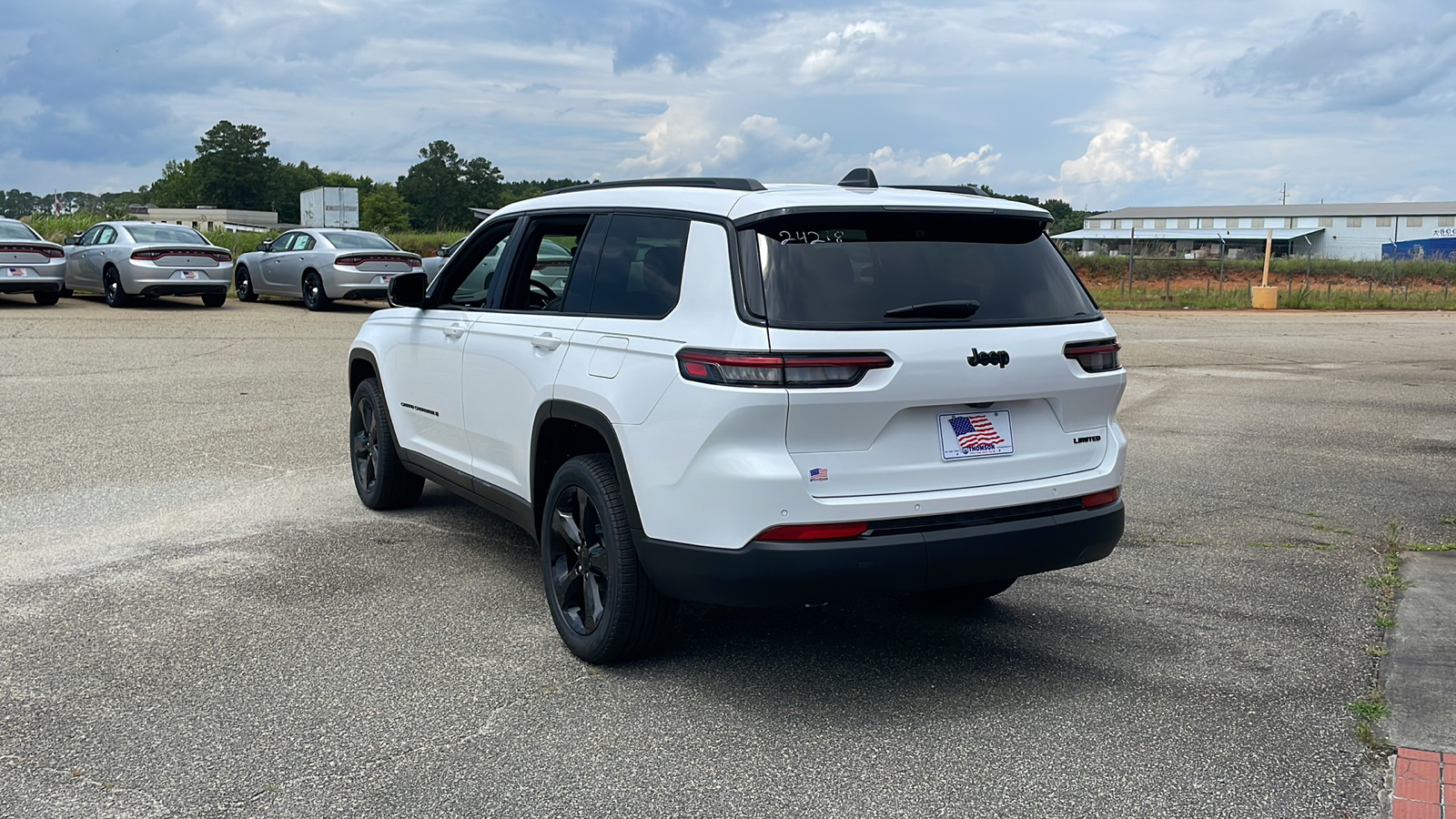 2024 Jeep Grand Cherokee L Limited 3