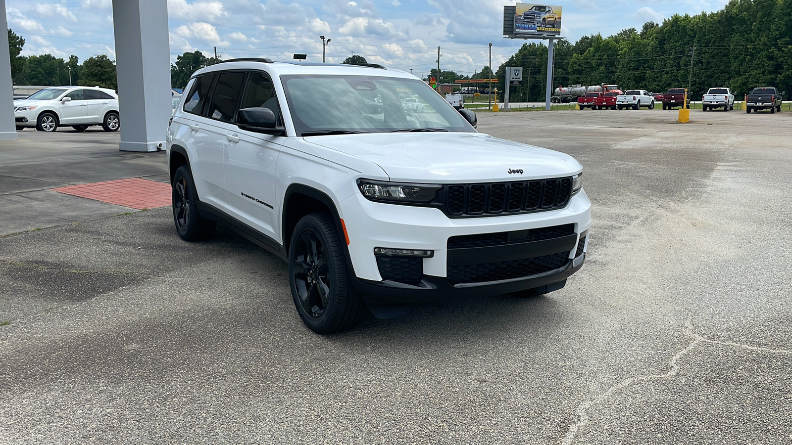 2024 Jeep Grand Cherokee L Limited 8