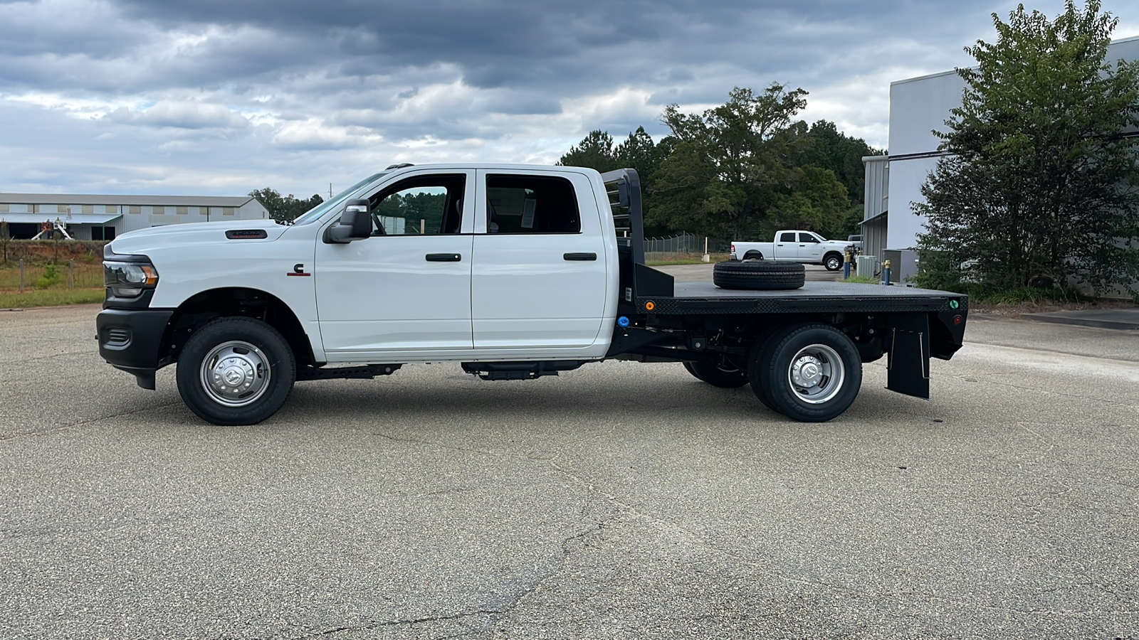 2024 Ram 3500 Tradesman 2