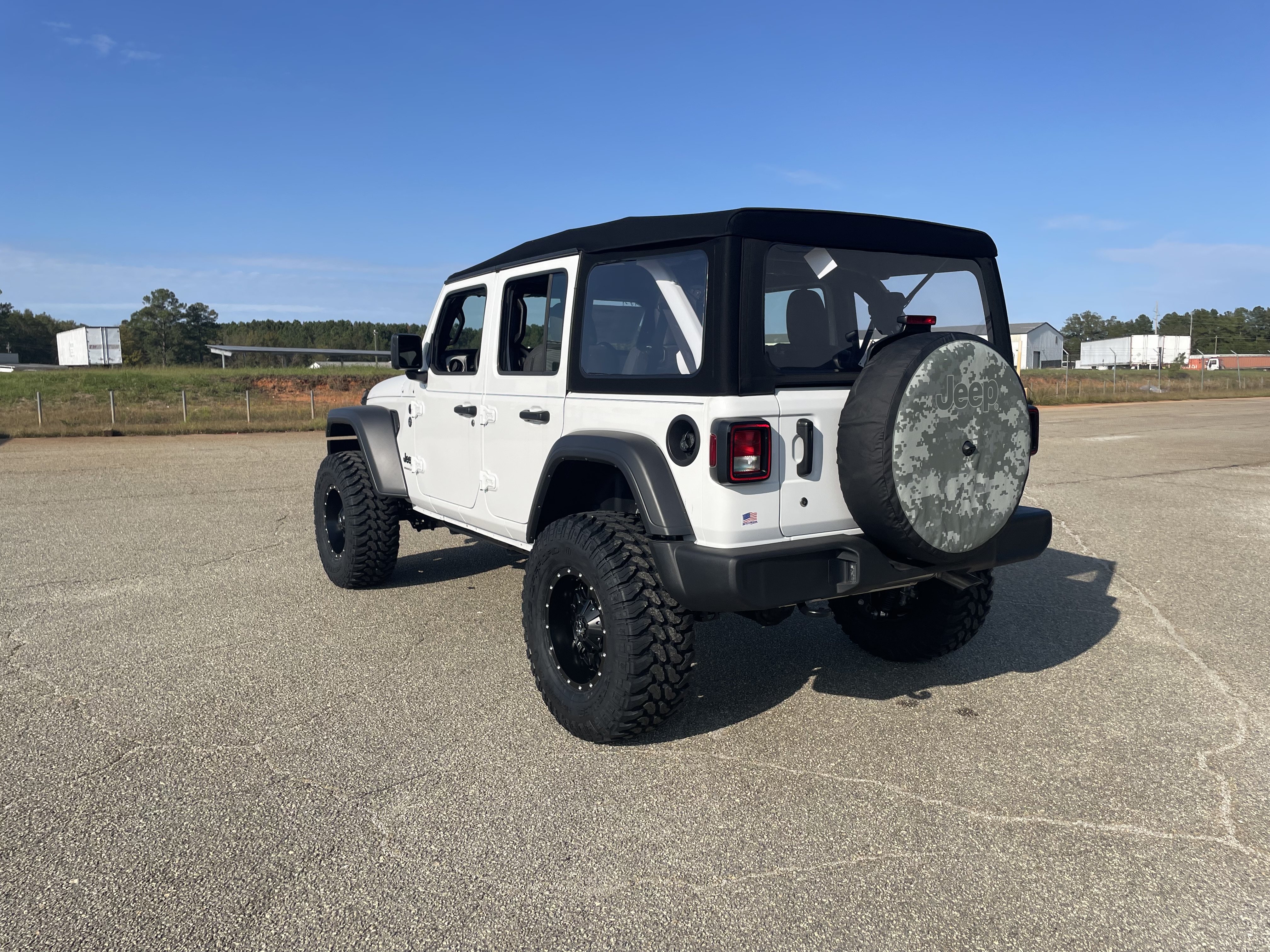 2024 Jeep Wrangler Sport 3