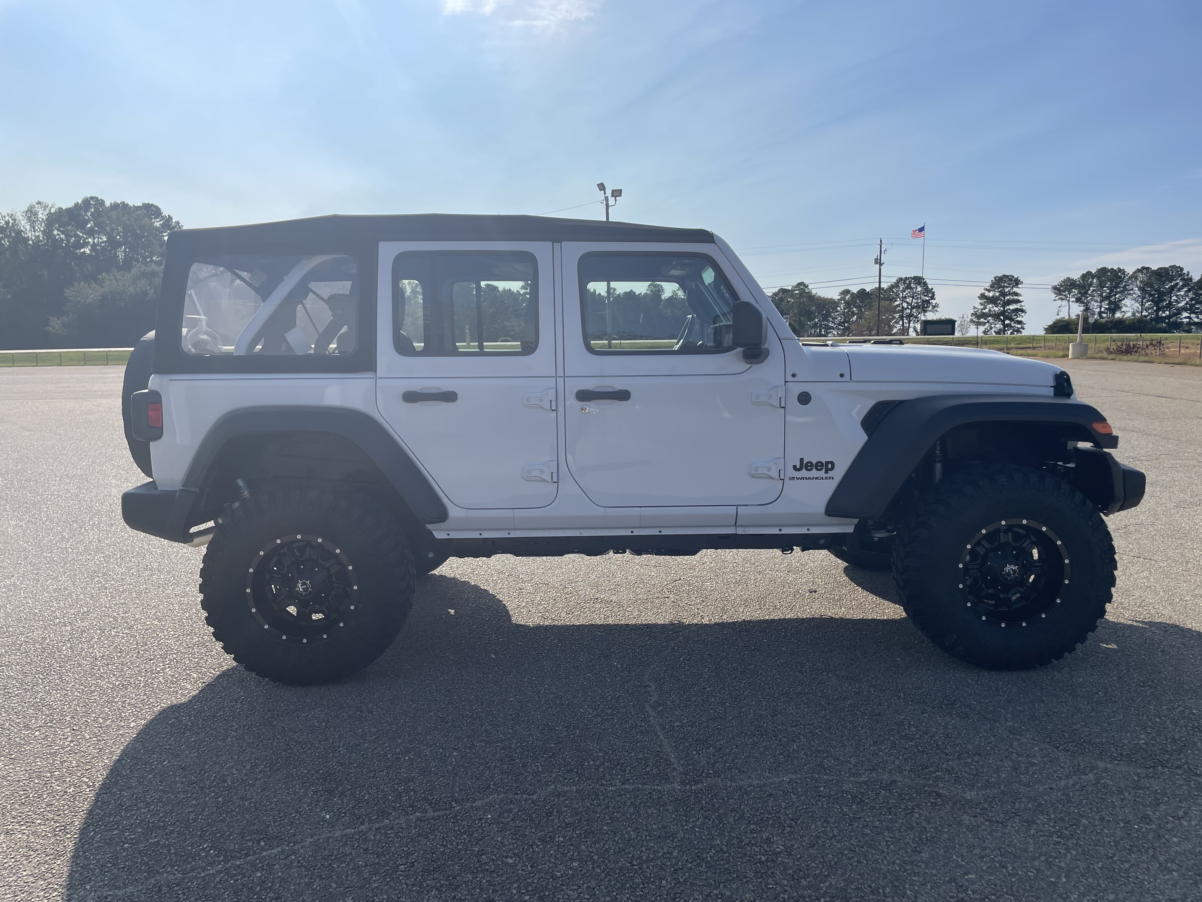 2024 Jeep Wrangler Sport 6