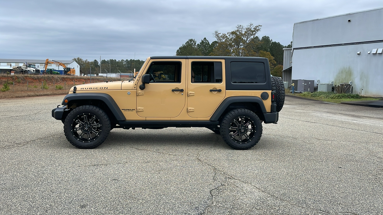 2014 Jeep Wrangler Unlimited Rubicon 2