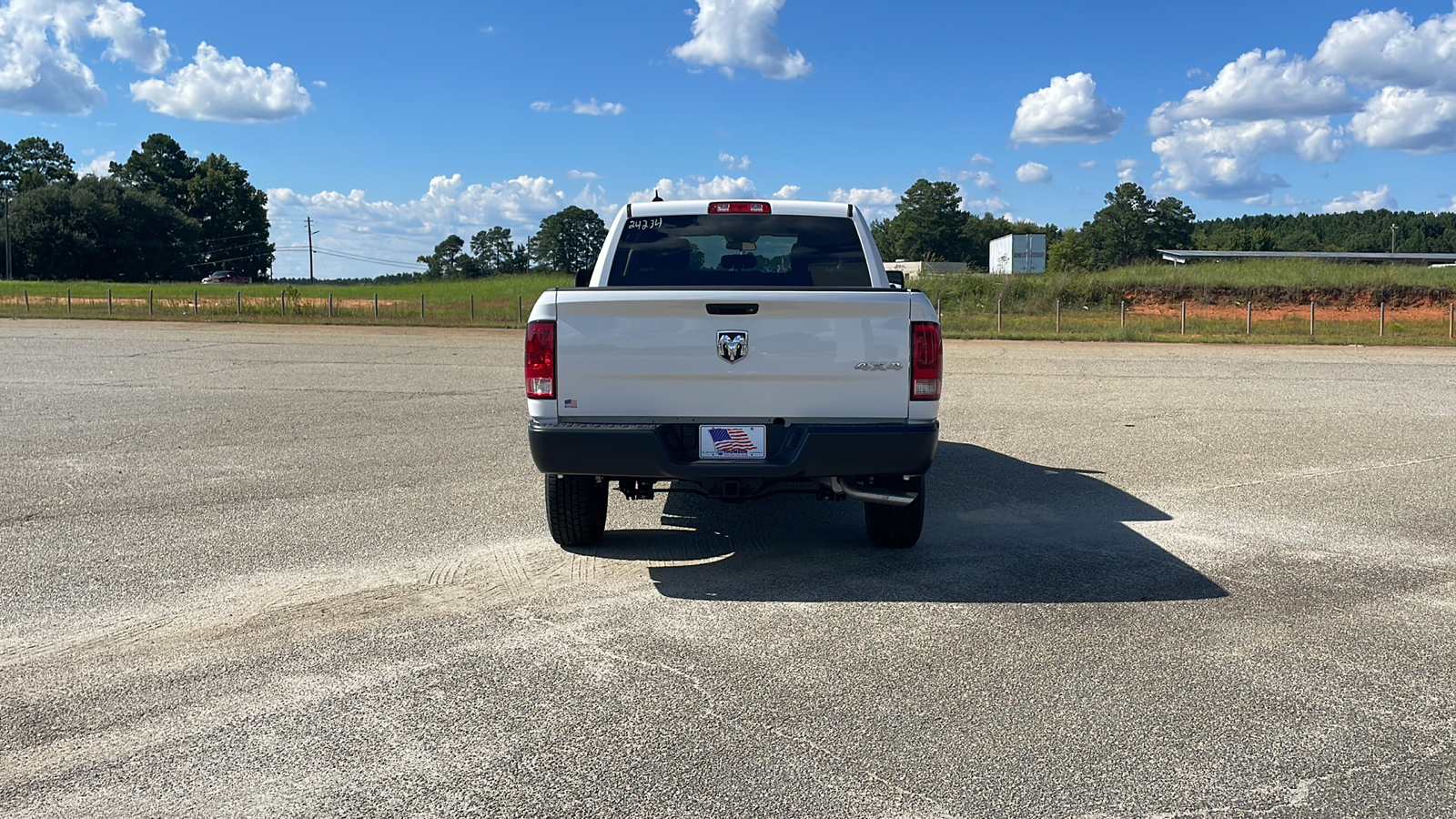 2024 Ram 1500 Classic Tradesman 4