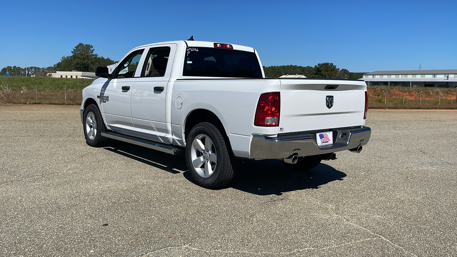 2024 Ram 1500 Classic Tradesman 3