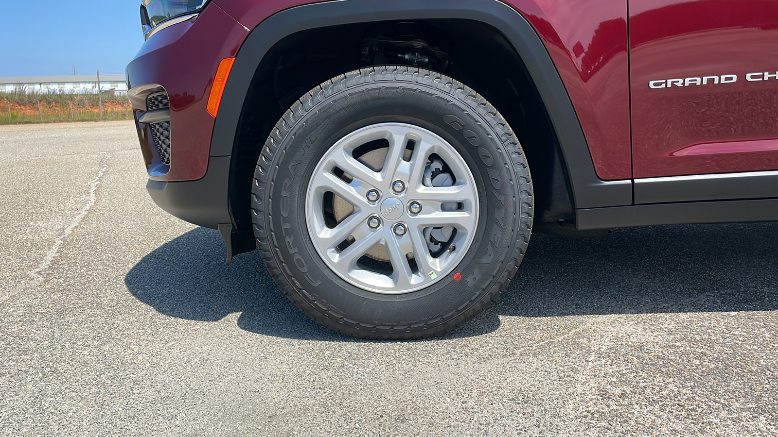 2024 Jeep Grand Cherokee Laredo 10