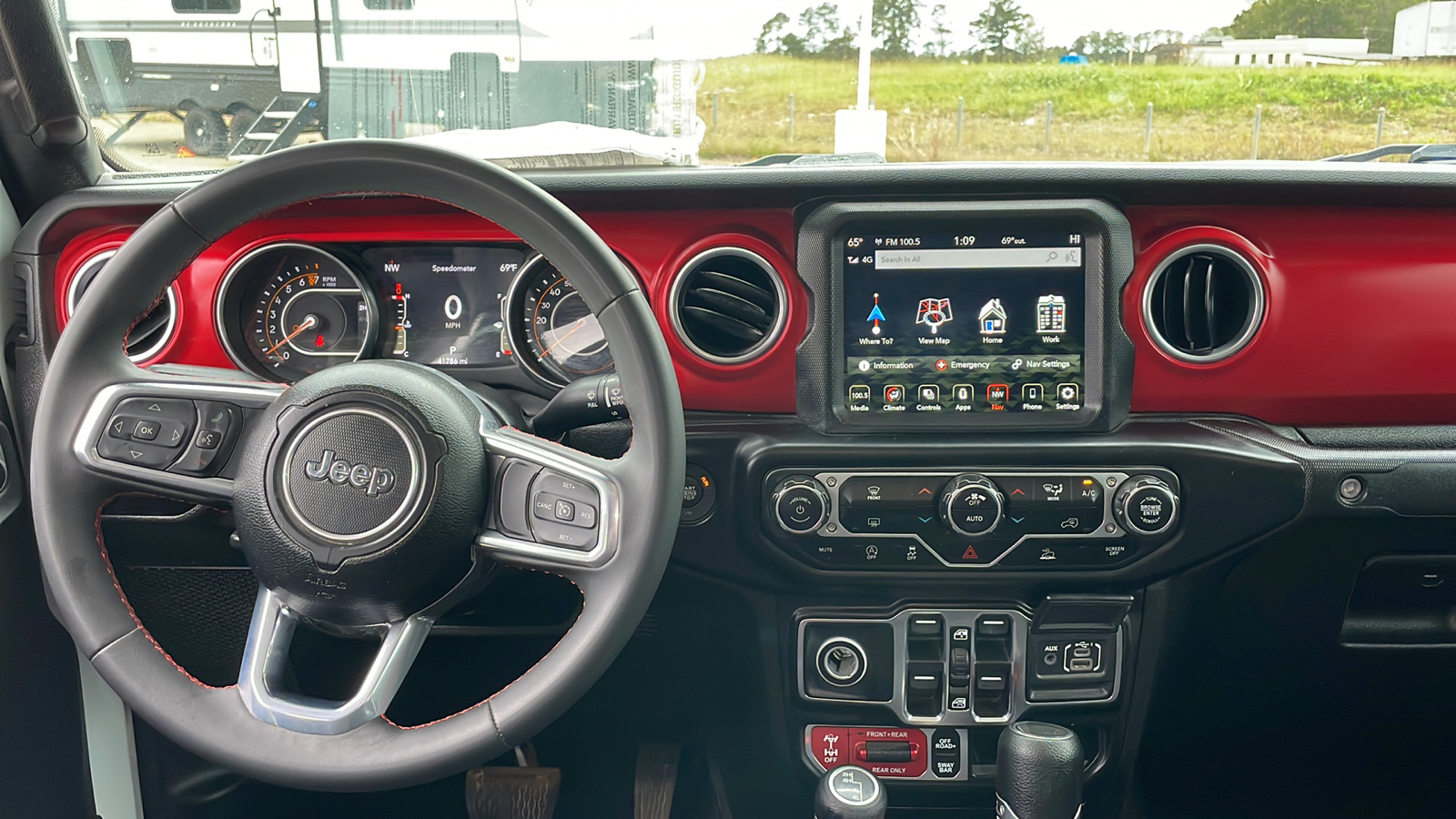 2023 Jeep Gladiator Rubicon 13