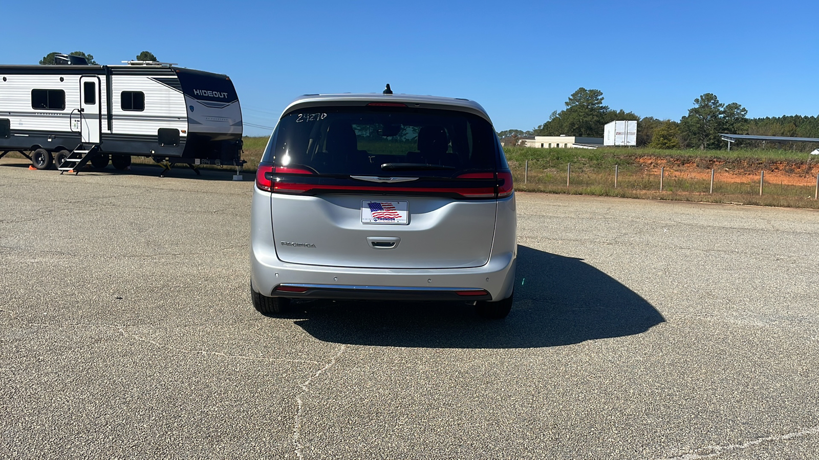 2024 Chrysler Pacifica Touring L 4