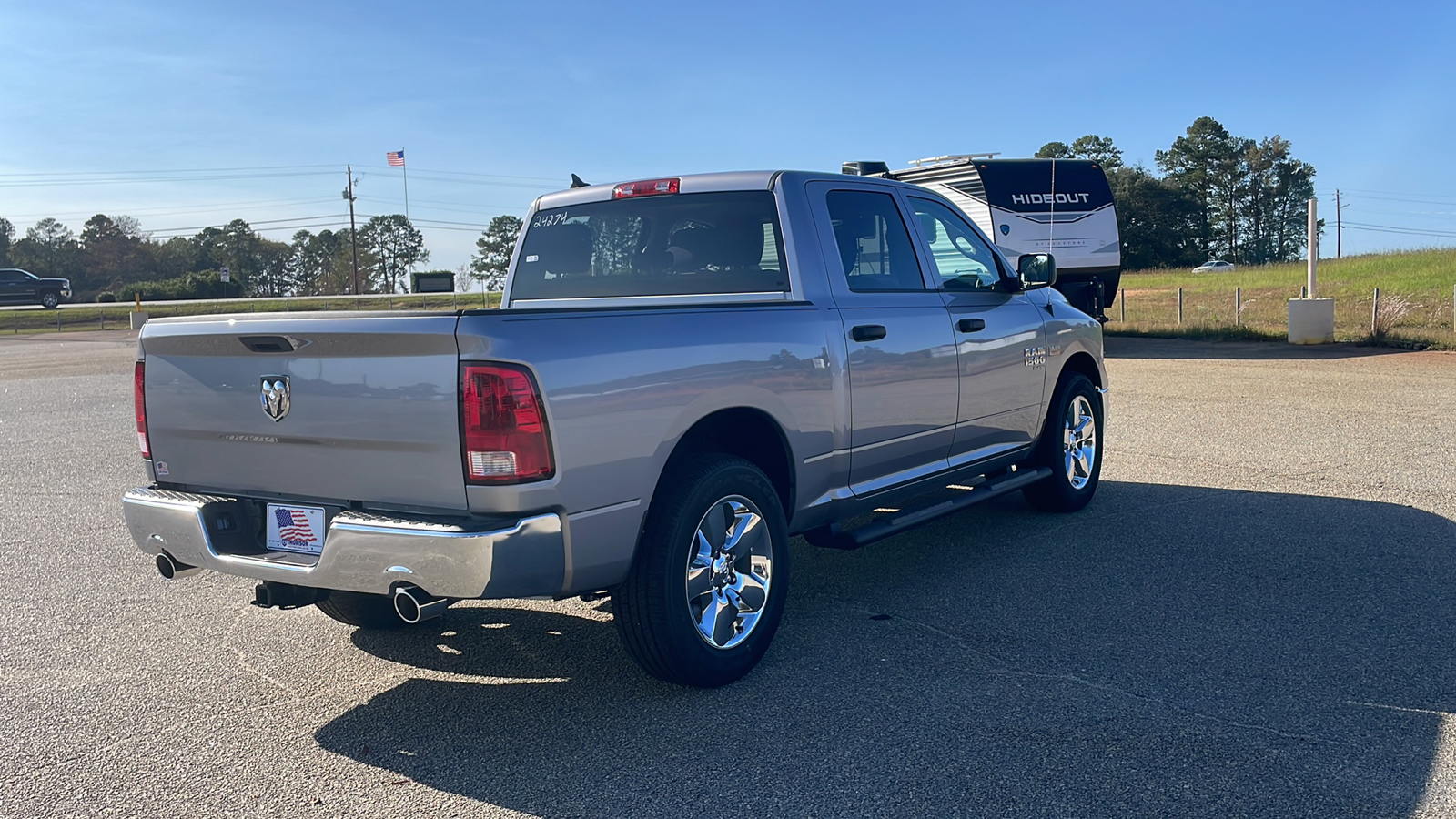 2024 Ram 1500 Classic Tradesman 6