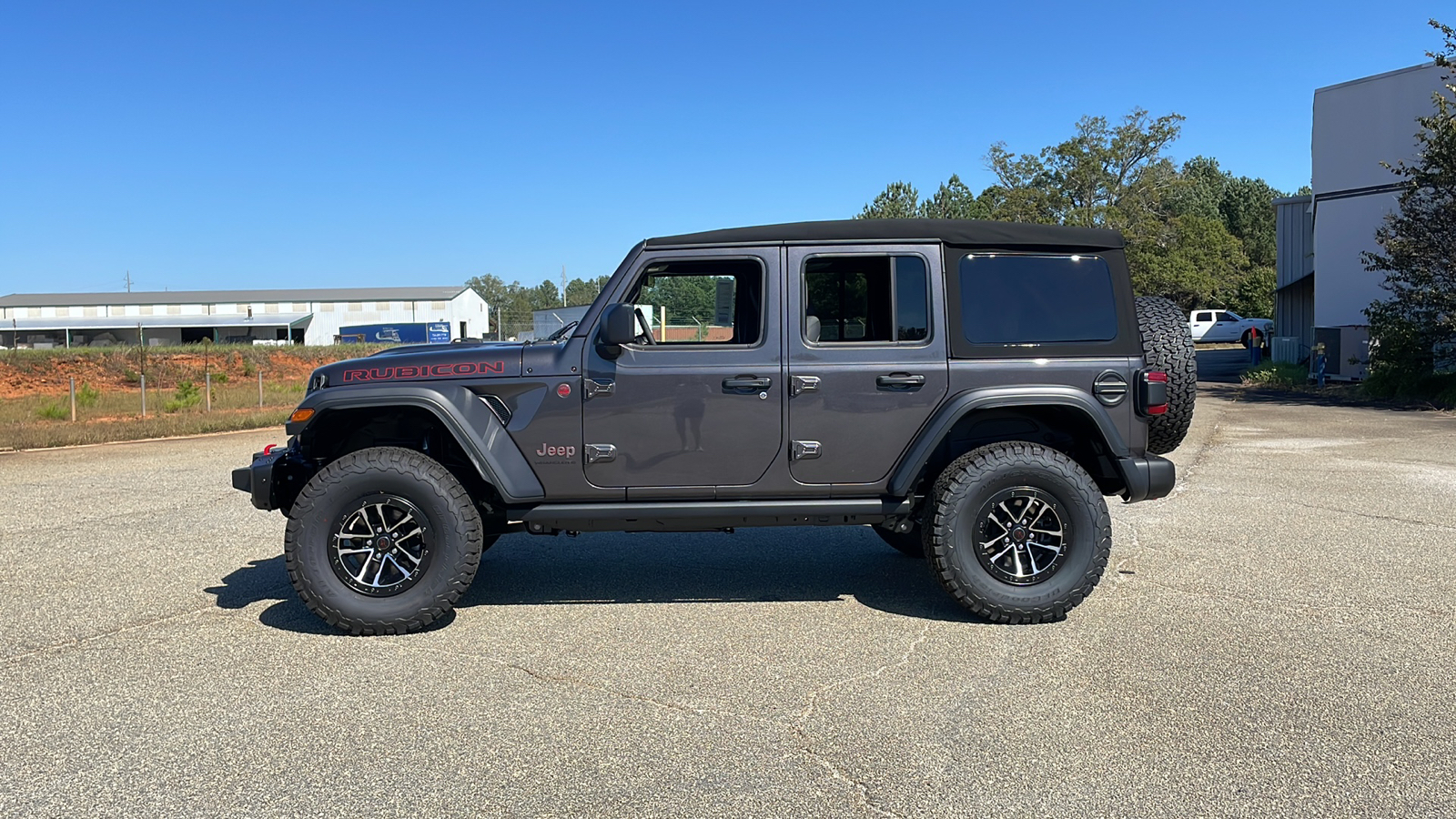 2024 Jeep Wrangler Rubicon 2