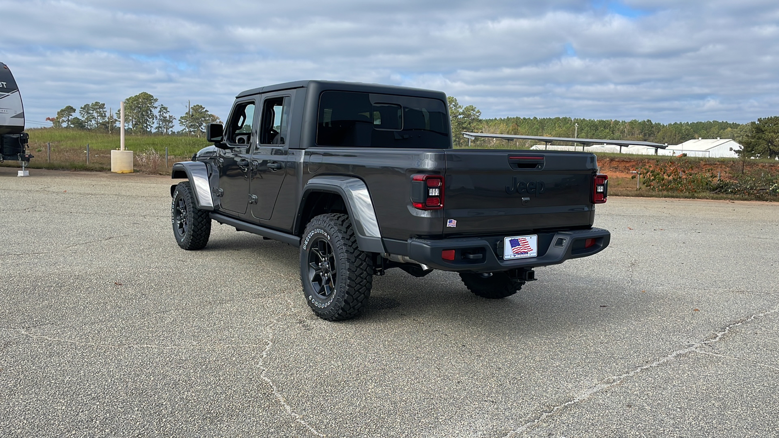 2024 Jeep Gladiator  3