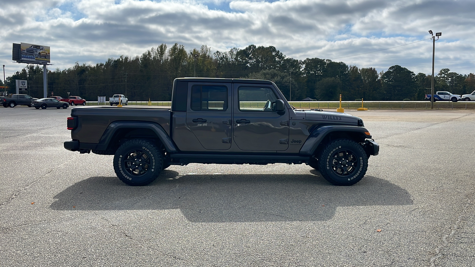 2024 Jeep Gladiator  7