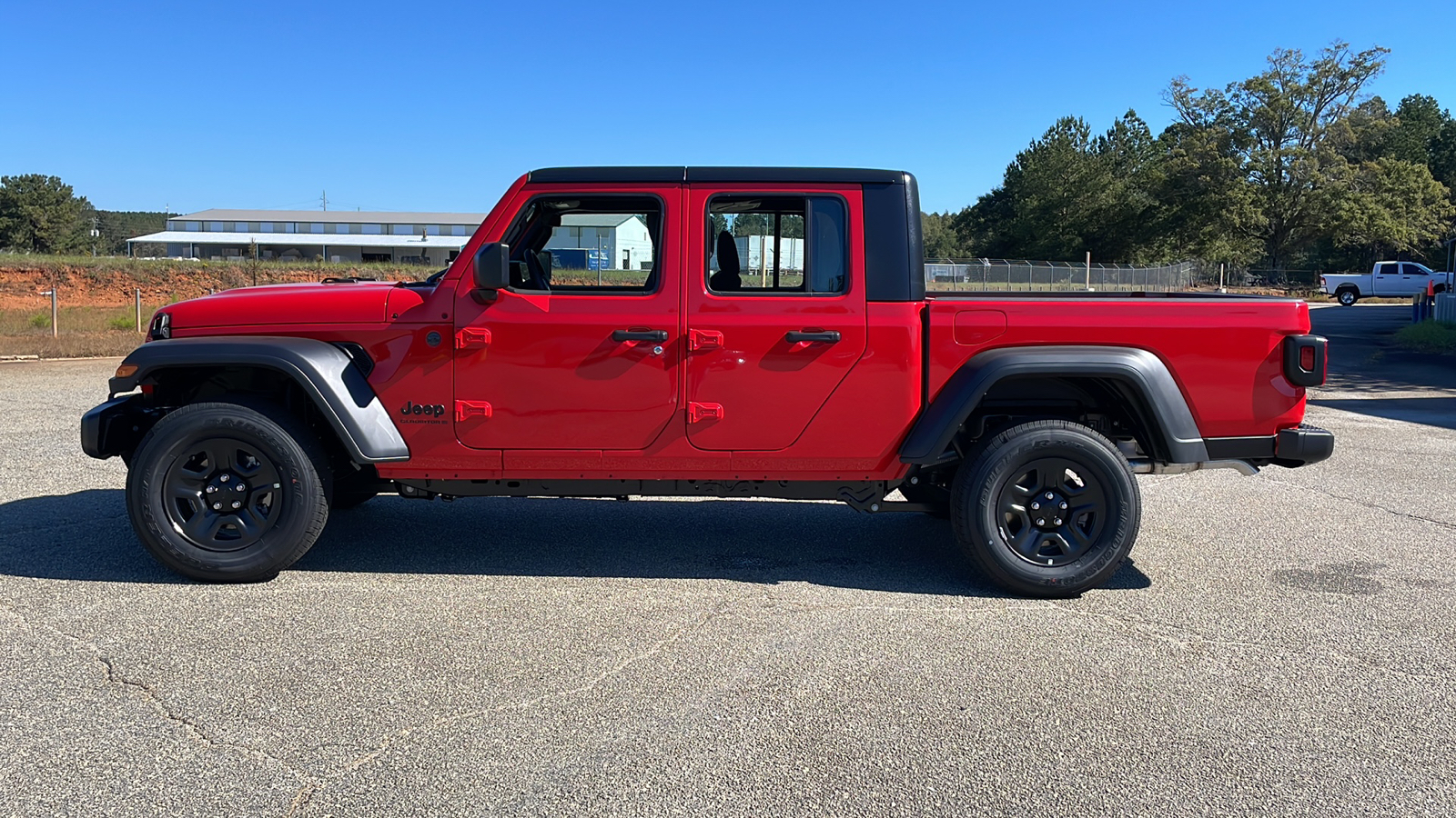 2024 Jeep Gladiator Sport 2