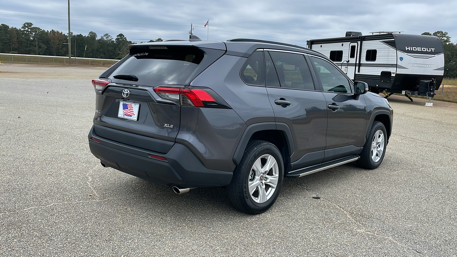 2021 Toyota RAV4 XLE 6