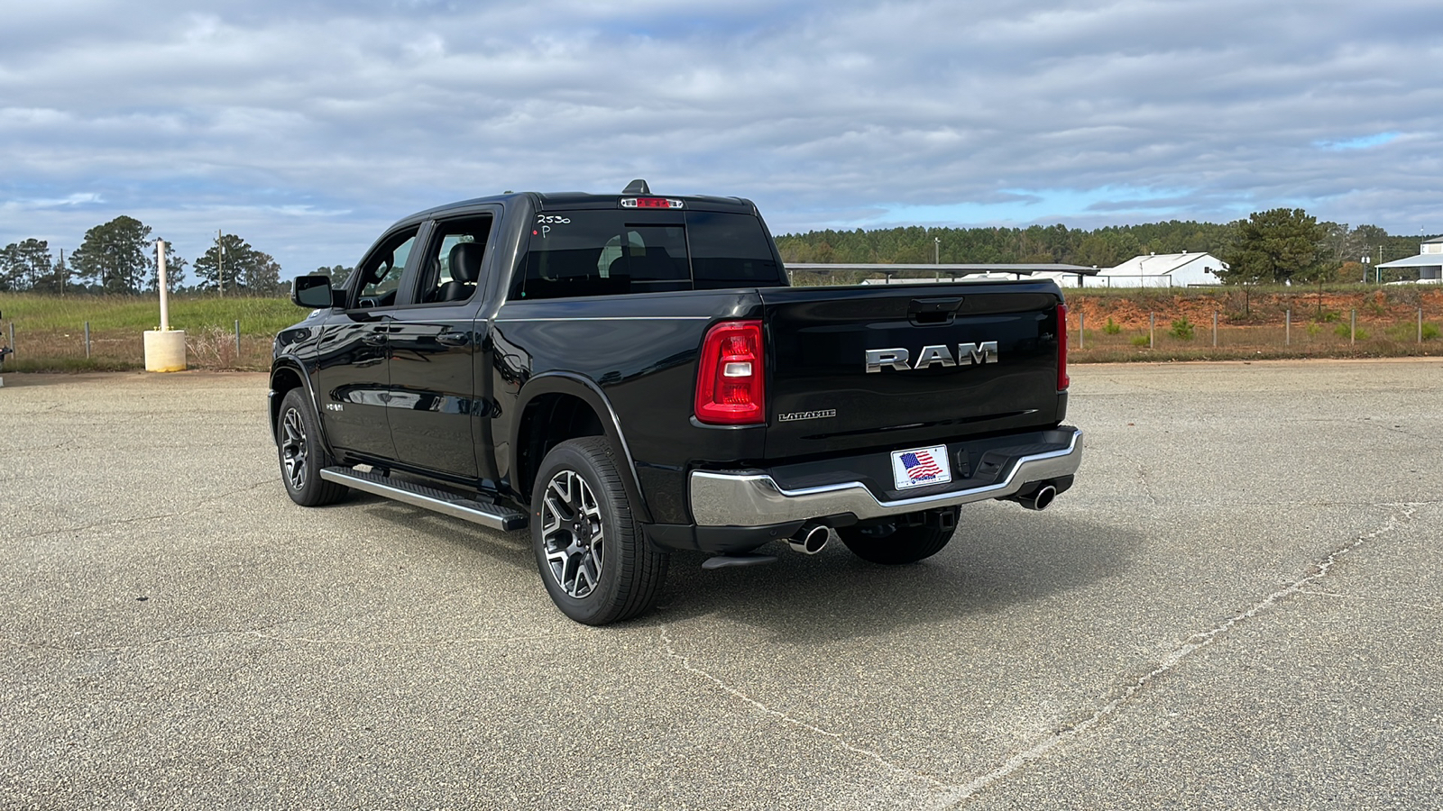 2025 Ram 1500 Laramie 3