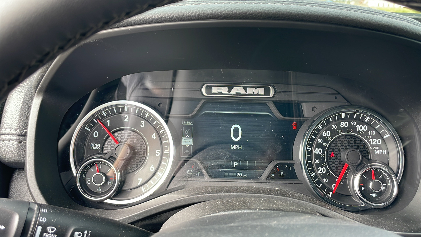 2025 Ram 1500 Laramie 21