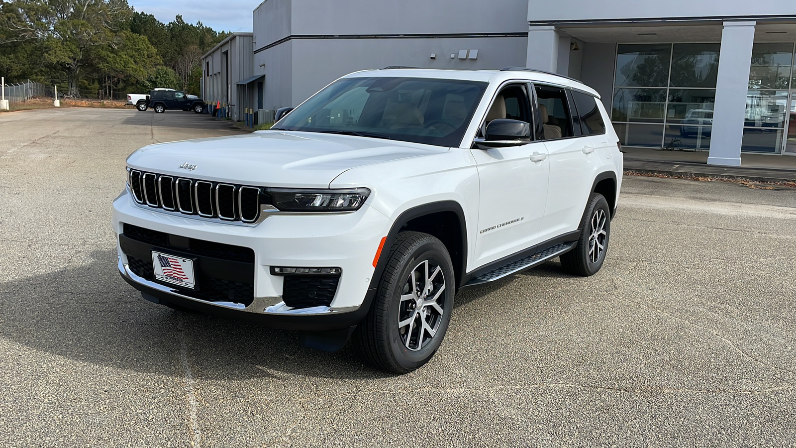 2025 Jeep Grand Cherokee L Limited 1