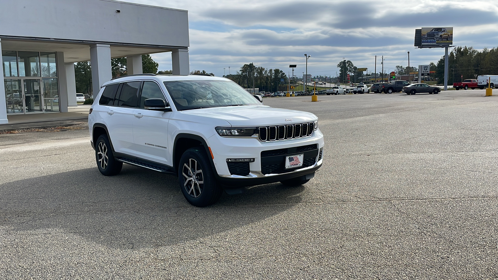 2025 Jeep Grand Cherokee L Limited 8