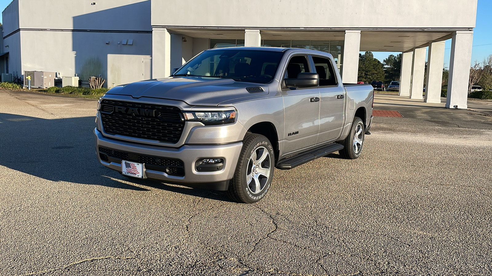 2025 Ram 1500 Tradesman 1