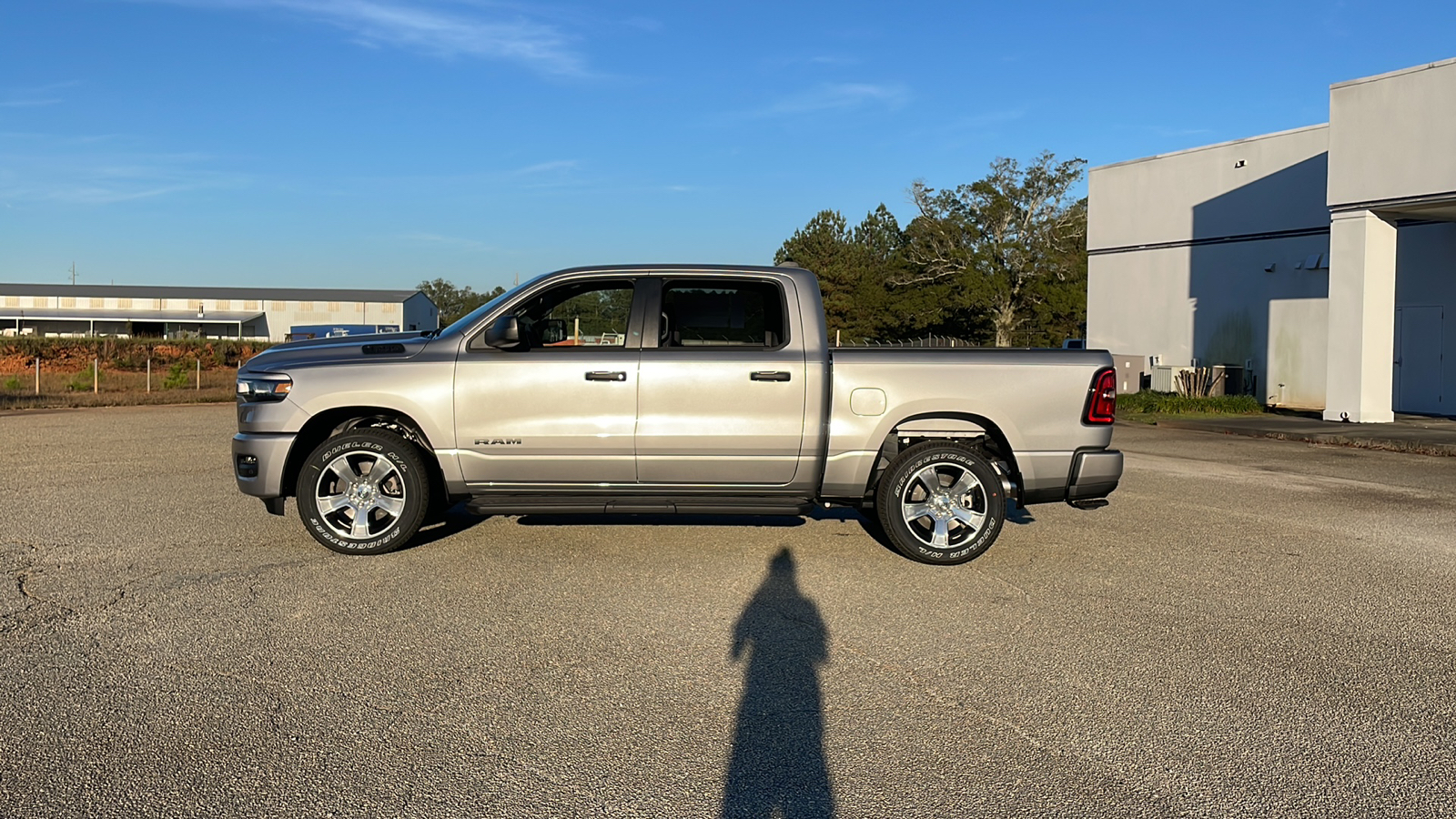 2025 Ram 1500 Tradesman 2