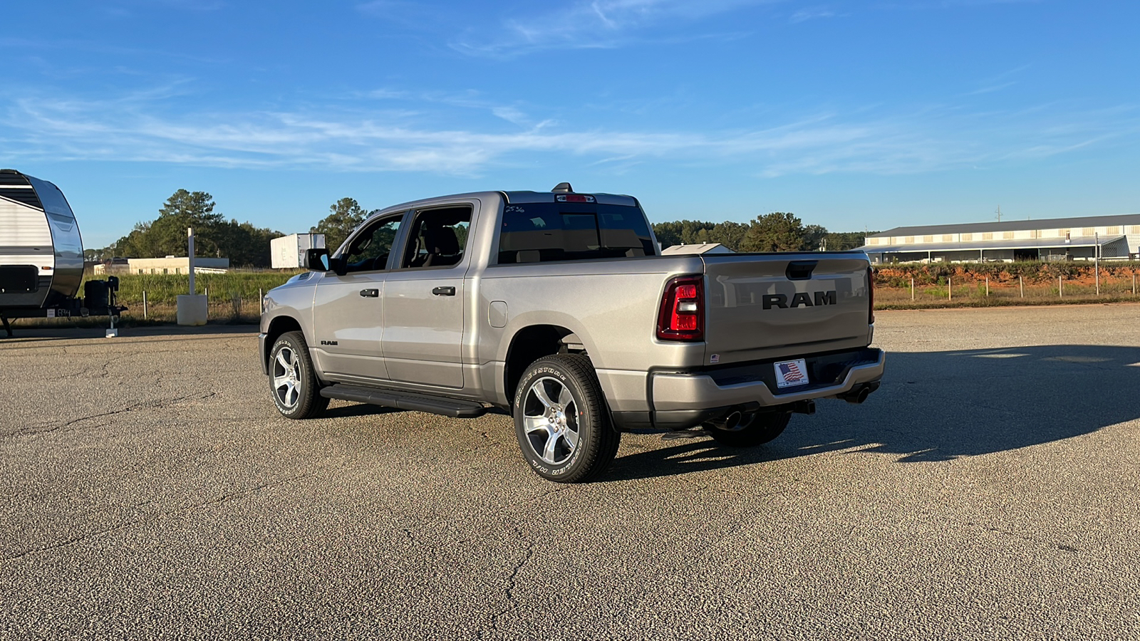 2025 Ram 1500 Tradesman 3