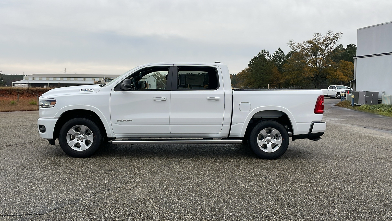 2025 Ram 1500 Big Horn/Lone Star 2