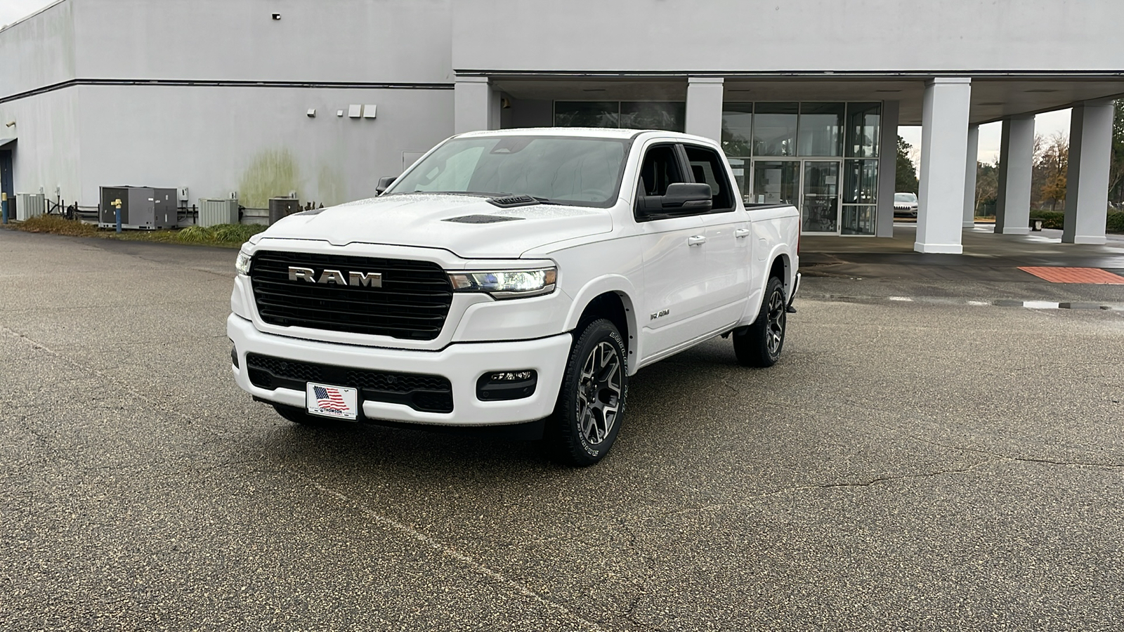 2025 Ram 1500 Laramie 1