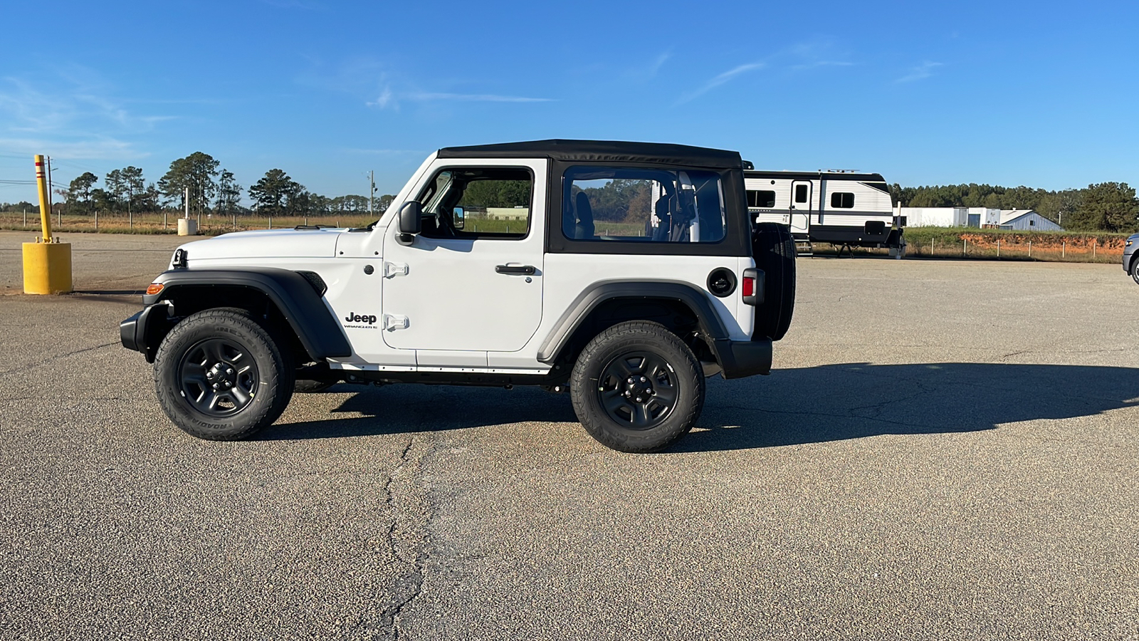 2025 Jeep Wrangler Sport 2