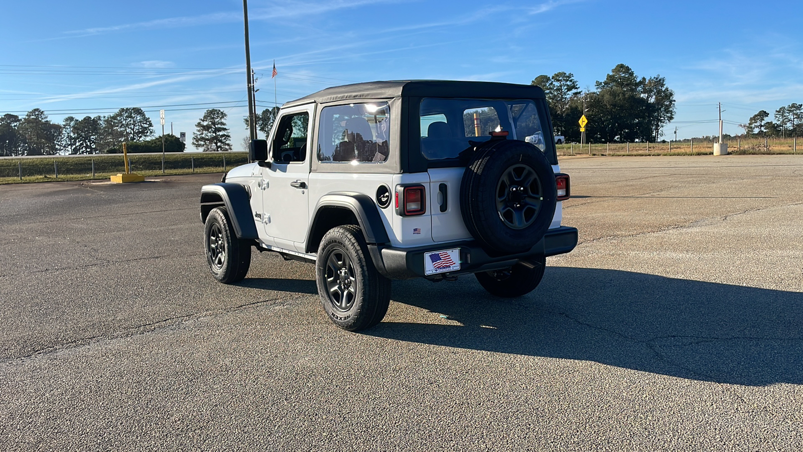 2025 Jeep Wrangler Sport 3